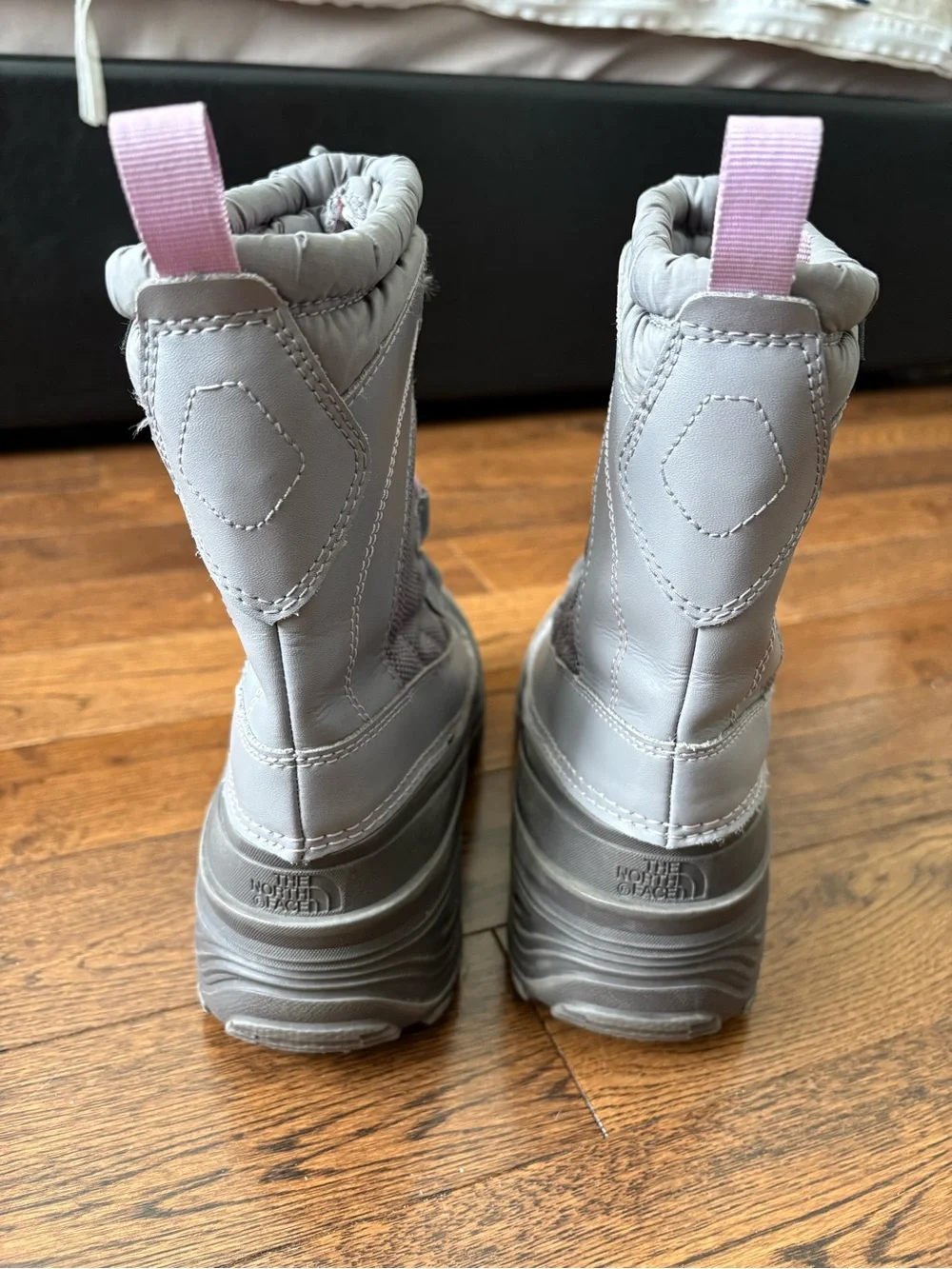 The North Face Kids Gray and Light Purple Waterproof Snow Boots Size 4